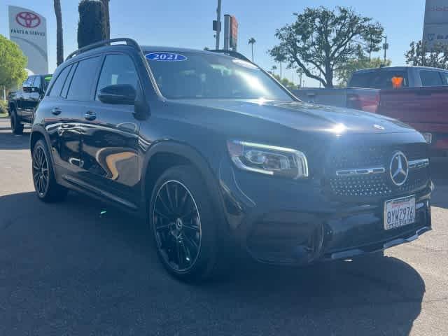 Photo of 2021 Midnight Black Mercedes-Benz GLB 250