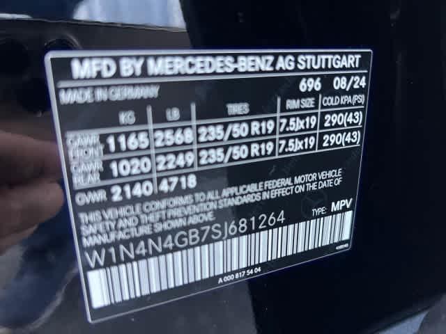 Photo of 2025 Midnight Black Mercedes-Benz GLA 250