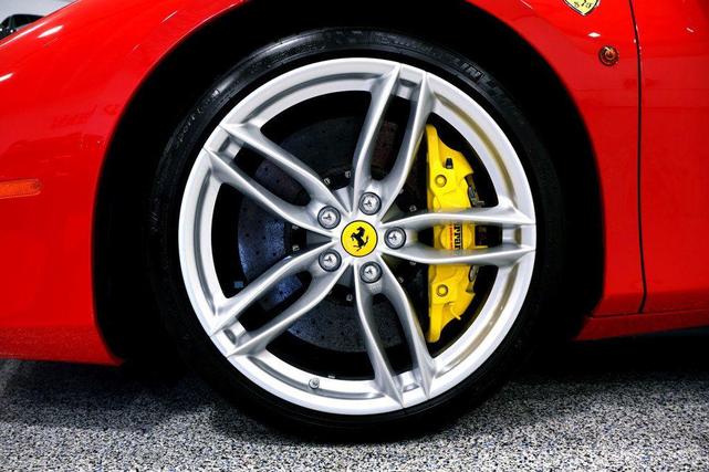 Photo of 2018 Rosso Corsa Ferrari 488 GTB