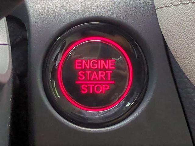 Photo of 2026 Pearl Honda HR-V