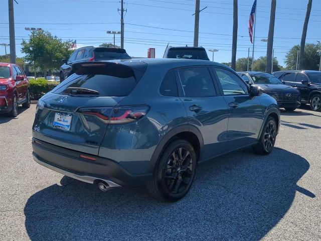 Photo of 2025 Pearl Honda HR-V