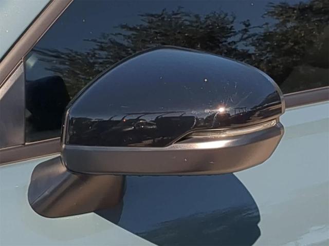 Photo of 2025 Pearl Honda HR-V