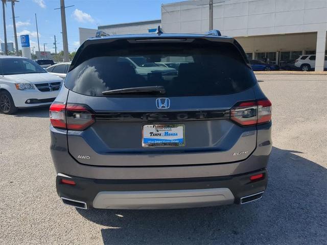 Photo of 2025 Modern Steel Metallic Honda Pilot