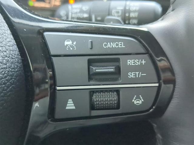 Photo of 2025 Modern Steel Metallic Honda Pilot