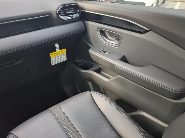 Photo of 2025 Radiant Red Metallic II Honda Pilot