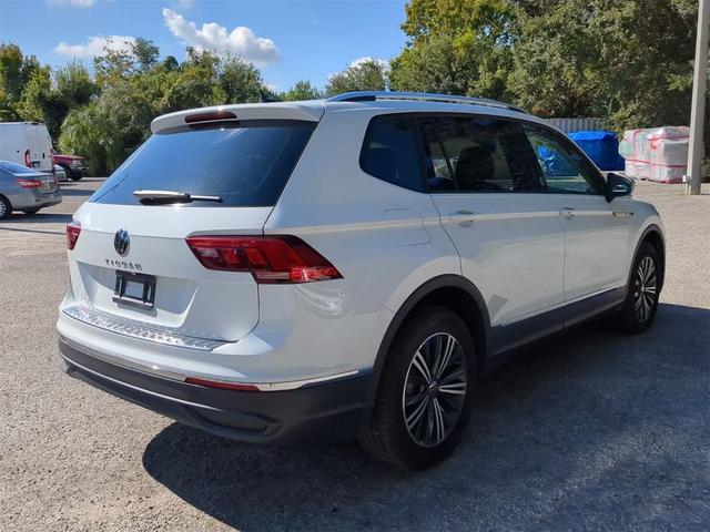 Photo of 2024 Pure White Volkswagen Tiguan