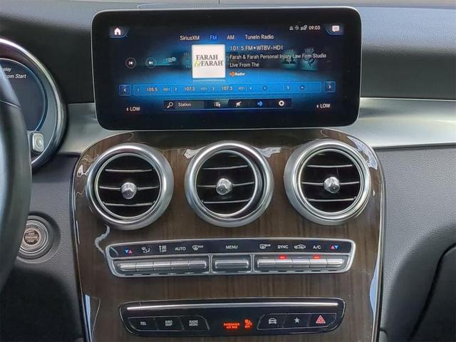Photo of 2022 Black Mercedes-Benz GLC 300