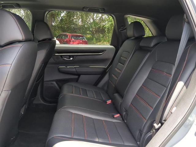 Photo of 2025 Urban Gray Pearl Honda CR-V Hybrid
