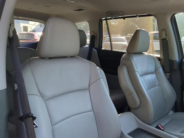 Photo of 2019 Steel Sapphire Metallic Honda Pilot