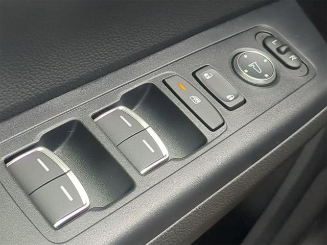 Photo of 2026 Meteorite Gray Metallic Honda CR-V