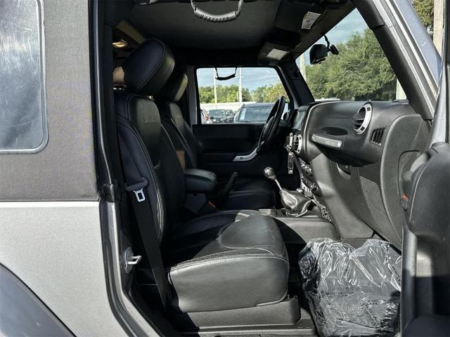 Photo of 2015 Billet Silver Metallic Clearcoat Jeep Wrangler