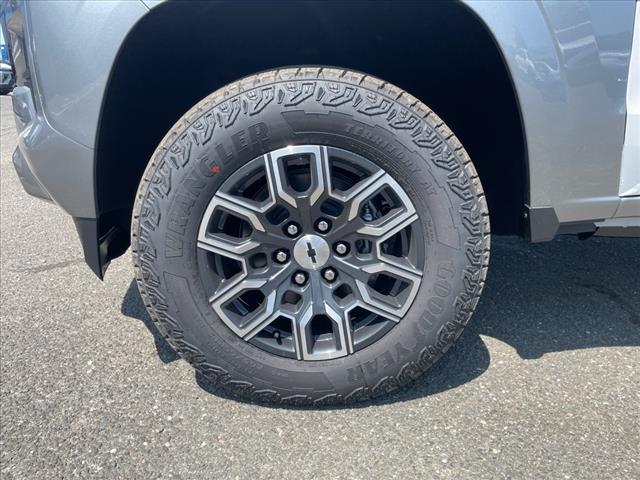 Photo of 2026 Sterling Gray Metallic Chevrolet Colorado
