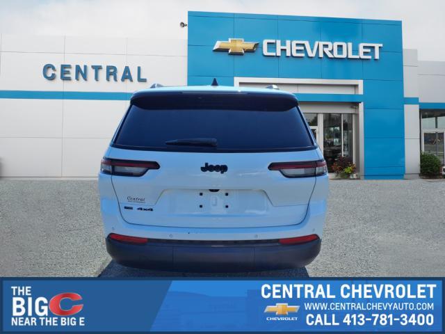 Photo of 2022 Bright White Clearcoat Jeep Grand Cherokee L