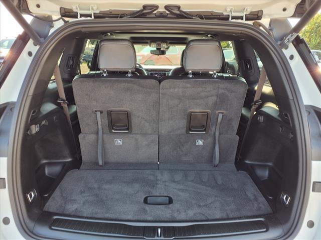 Photo of 2022 Bright White Clearcoat Jeep Grand Cherokee L
