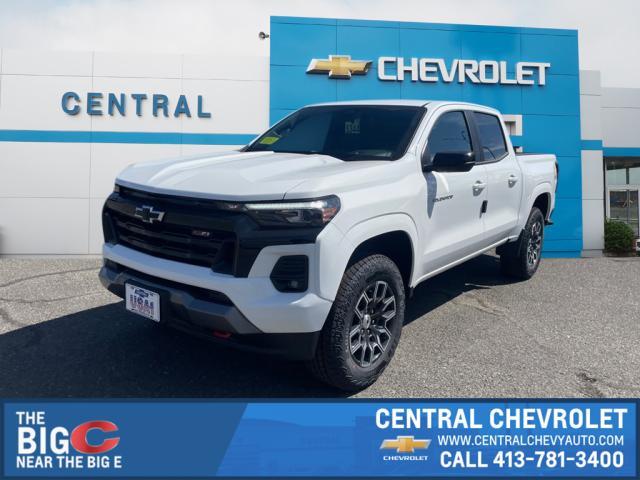 Photo of 2026 Summit White Chevrolet Colorado