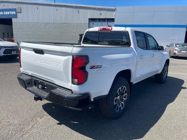 Photo of 2026 Summit White Chevrolet Colorado