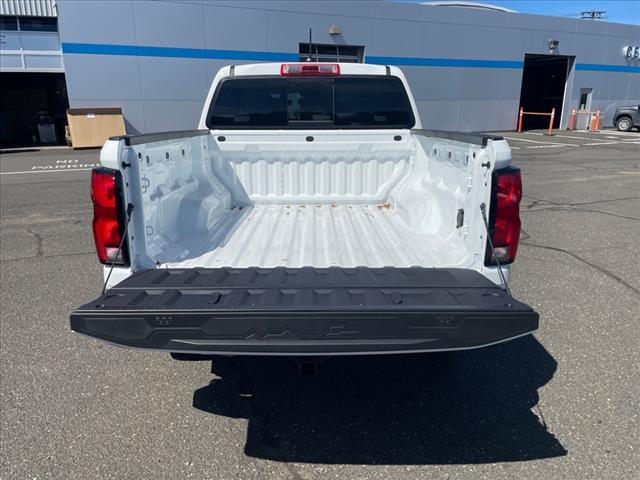 Photo of 2026 Summit White Chevrolet Colorado