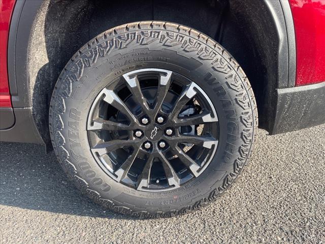 Photo of 2026 Radiant Red Tintcoat Chevrolet Traverse