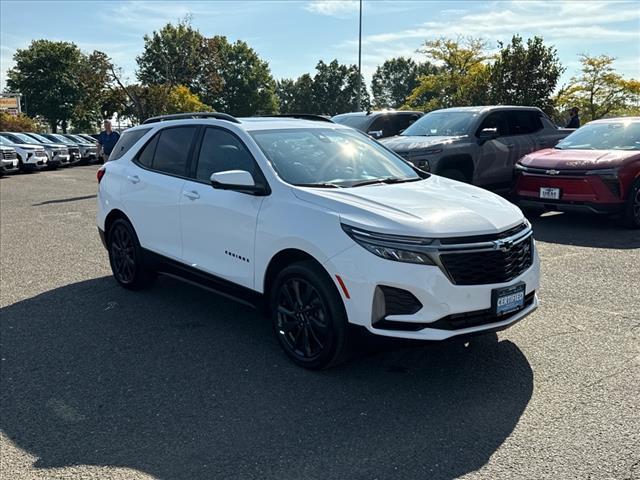 Photo of 2023 Summit White Chevrolet Equinox