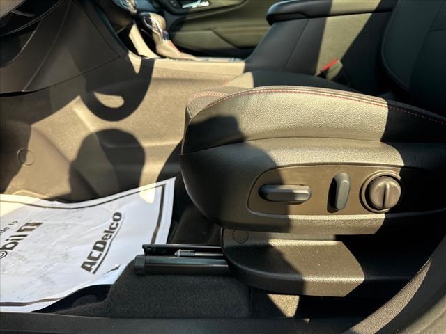 Photo of 2023 Summit White Chevrolet Equinox