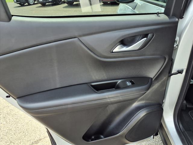 Photo of 2022 Silver Ice Metallic Chevrolet Blazer