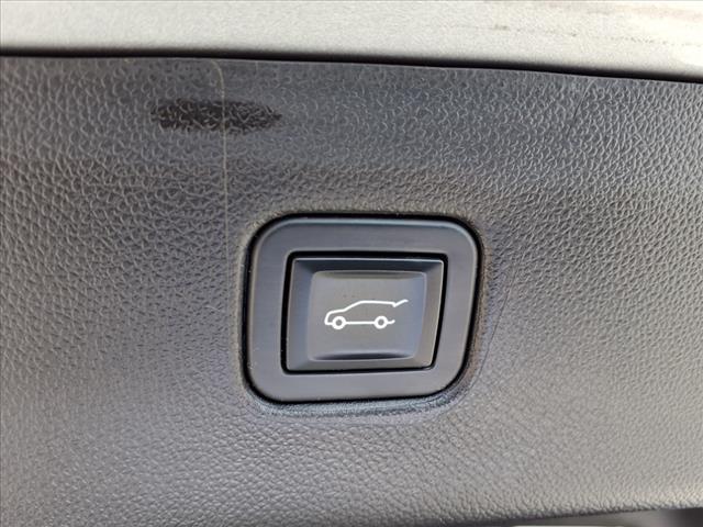 Photo of 2022 Silver Ice Metallic Chevrolet Blazer