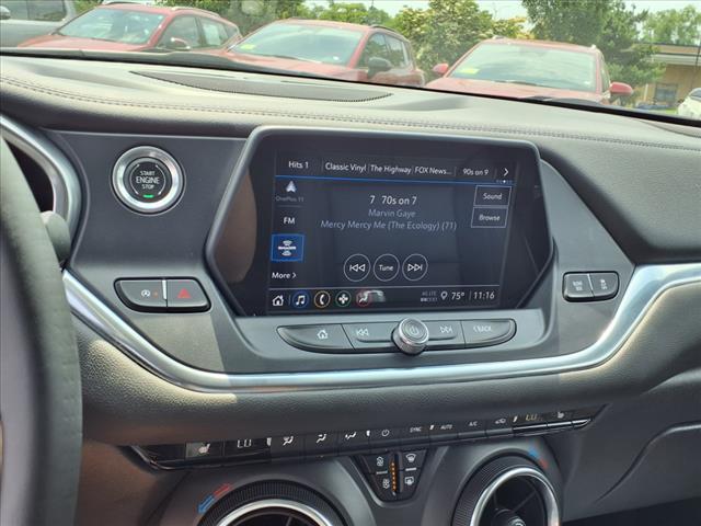 Photo of 2022 Silver Ice Metallic Chevrolet Blazer