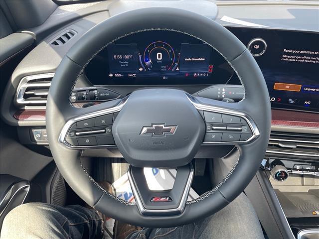Photo of 2025 Mosaic Black Metallic Chevrolet Traverse