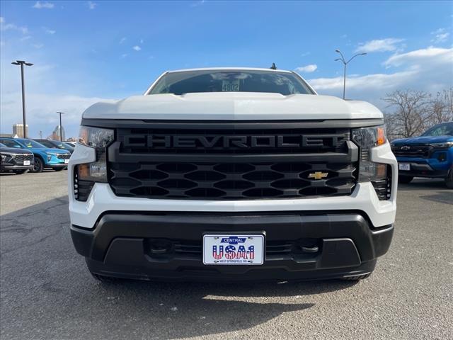 Photo of 2025 Summit White Chevrolet Silverado 1500