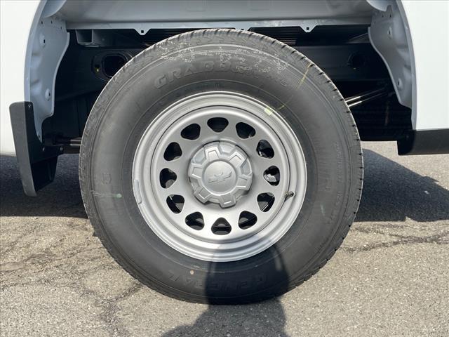 Photo of 2025 Summit White Chevrolet Silverado 1500