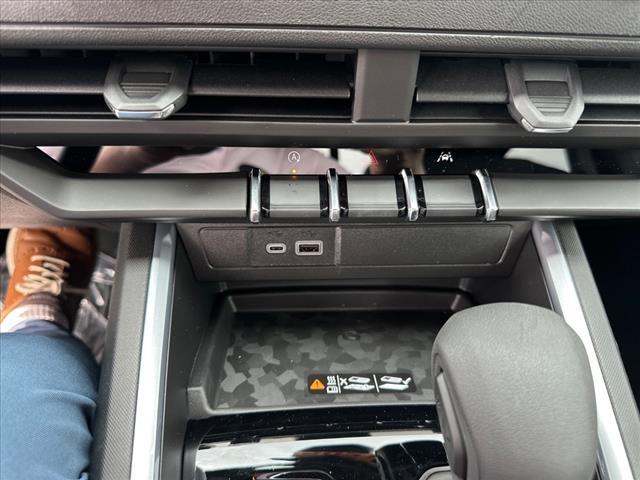 Photo of 2025 Radiant Red Tintcoat Chevrolet Colorado