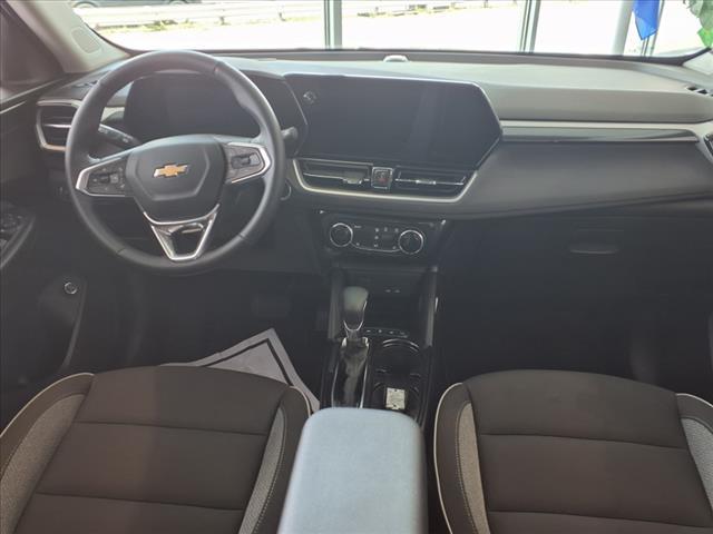 Photo of 2025 Sterling Gray Metallic Chevrolet Trailblazer