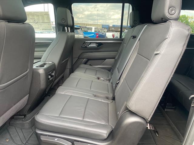 Photo of 2025 Sterling Gray Metallic Chevrolet Suburban