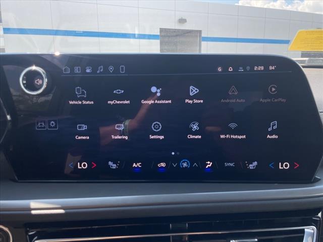 Photo of 2026 Mosaic Black Metallic Chevrolet Traverse