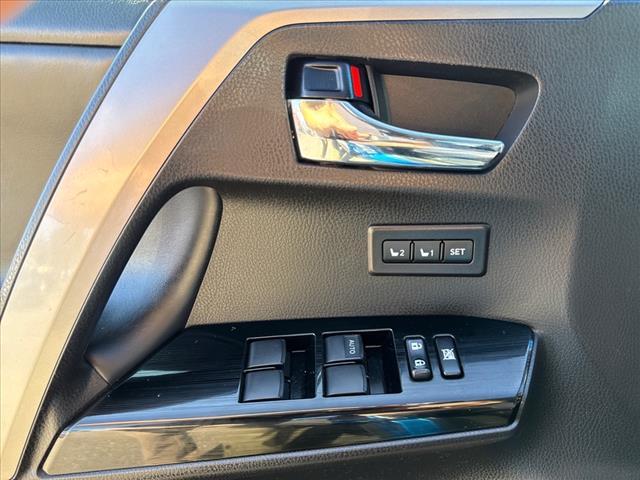 Photo of 2018 Electric Storm Bl Toyota RAV4