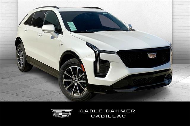 Photo of 2025 Crystal White Tri-Coat Cadillac XT4