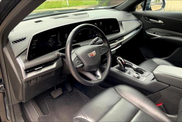 Photo of 2024 Black Metallic Cadillac XT4