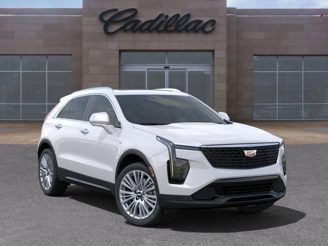Photo of 2025 Crystal White Tri-Coat Cadillac XT4