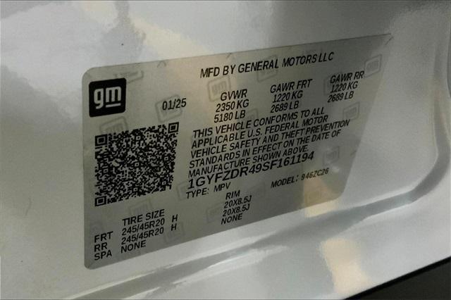 Photo of 2025 Crystal White Tri-Coat Cadillac XT4
