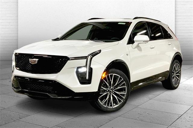 Photo of 2025 Crystal White Tri-Coat Cadillac XT4