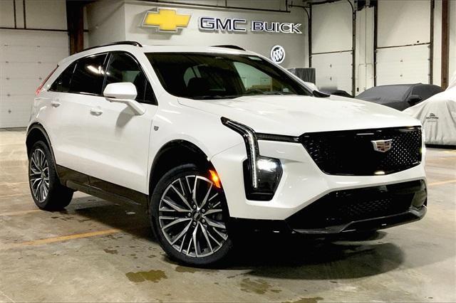 Photo of 2025 Crystal White Tri-Coat Cadillac XT4