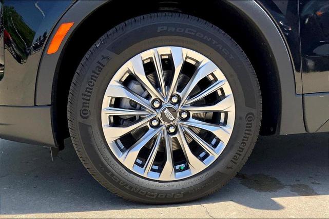 Photo of 2024 Black Metallic Cadillac XT4