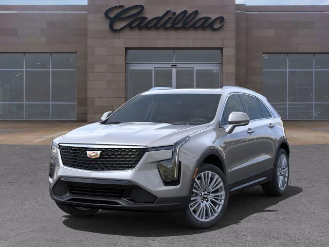 Photo of 2025 Silver Metallic Cadillac XT4