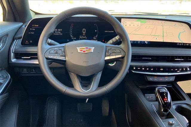Photo of 2025 Silver Metallic Cadillac XT4