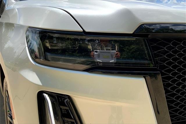 Photo of 2023 Crystal White Tri-Coat Cadillac Escalade