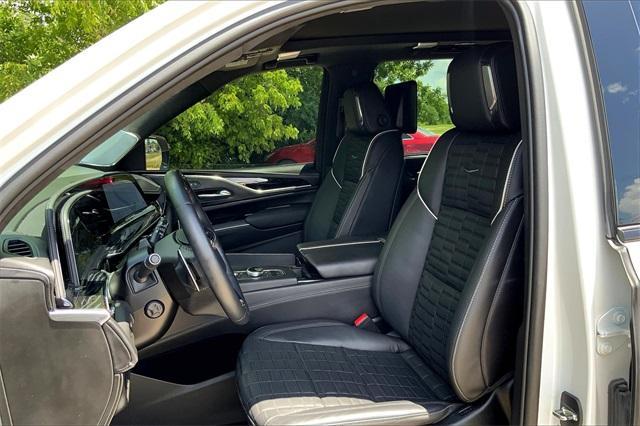 Photo of 2023 Crystal White Tri-Coat Cadillac Escalade
