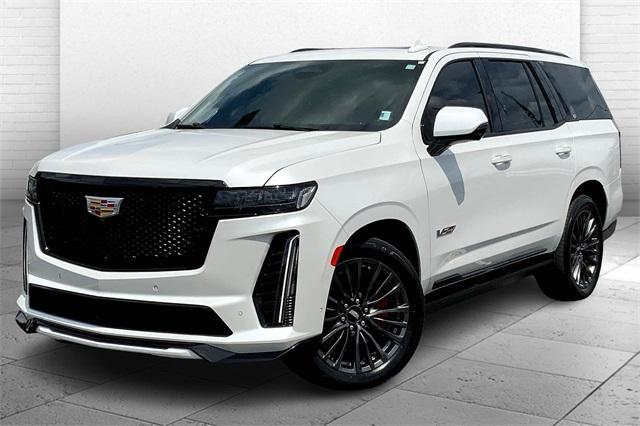 Photo of 2023 Crystal White Tri-Coat Cadillac Escalade