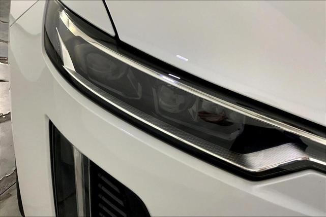Photo of 2024 Crystal White Tri-Coat Cadillac XT6