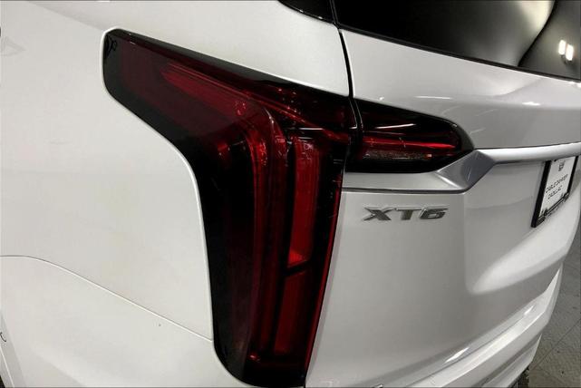 Photo of 2024 Crystal White Tri-Coat Cadillac XT6