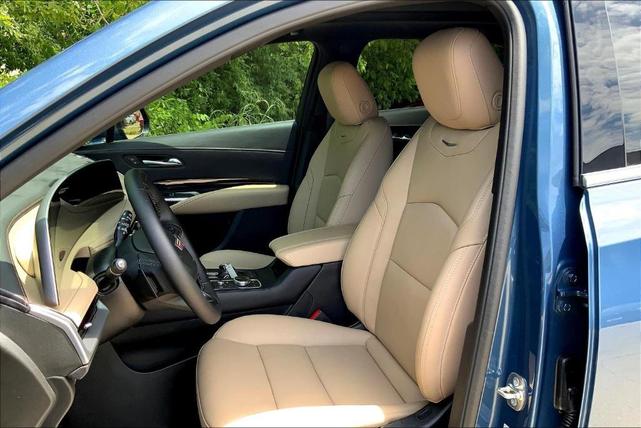 Photo of 2025 Deep Sea Metallic Cadillac XT4